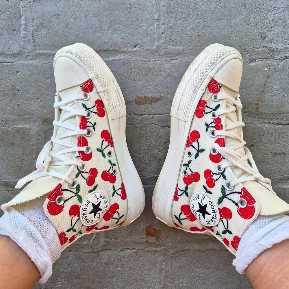 Converse chuck taylor all star cherry platforms